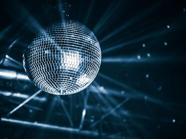 Disco-Kugel (Shutterstock)